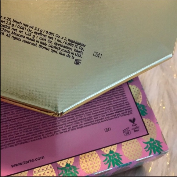 ⚠️ PRICE FIRM SHUTTING DOWN ⚠️ 🆕🍍 SWEET ESCAPE Collectors Set - Picture 6 of 7